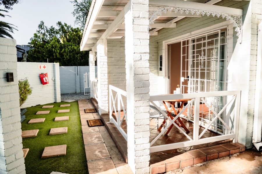 6 Bedroom Property for Sale in Kuruman Northern Cape